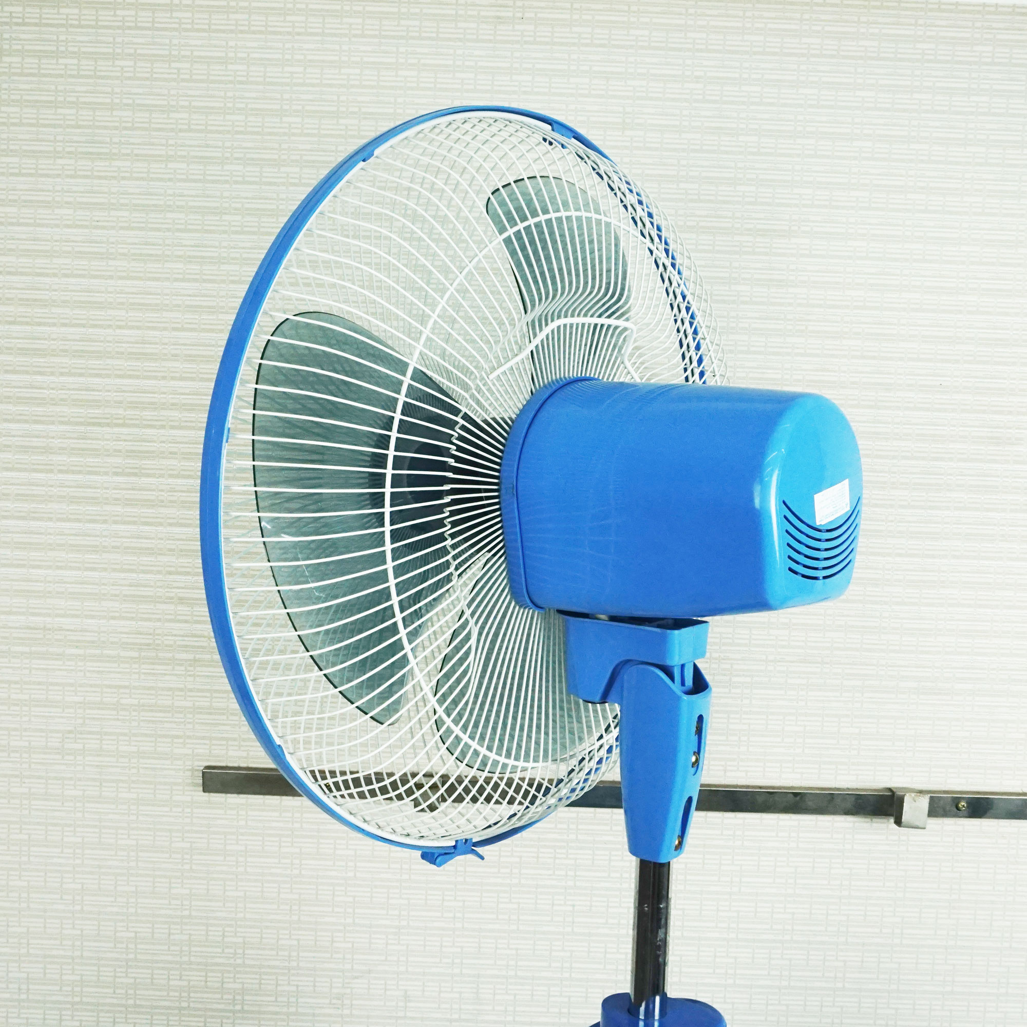 Quạt cây Mira M-1692R chính hãng Thái Lan