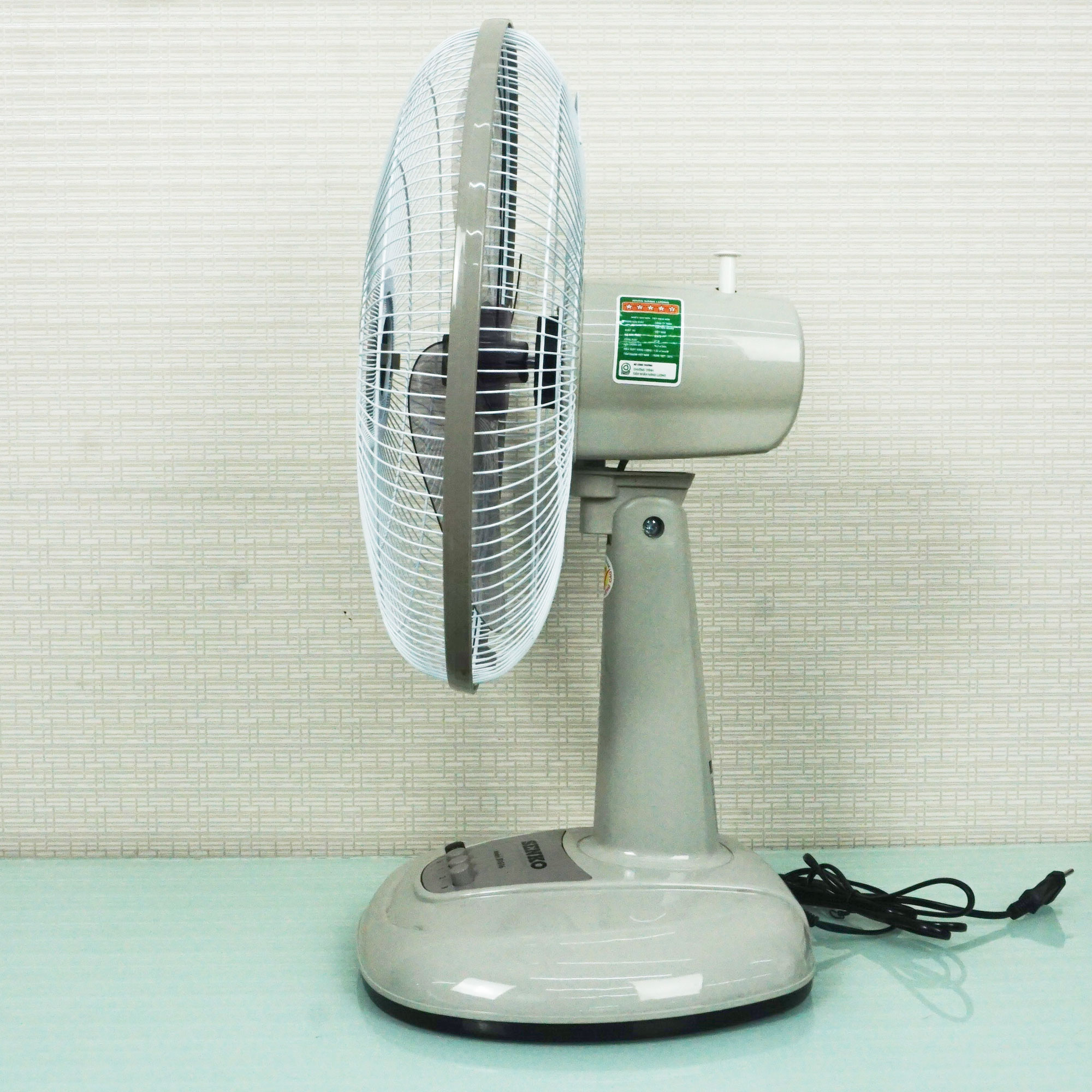 Quạt bàn Senko B1616