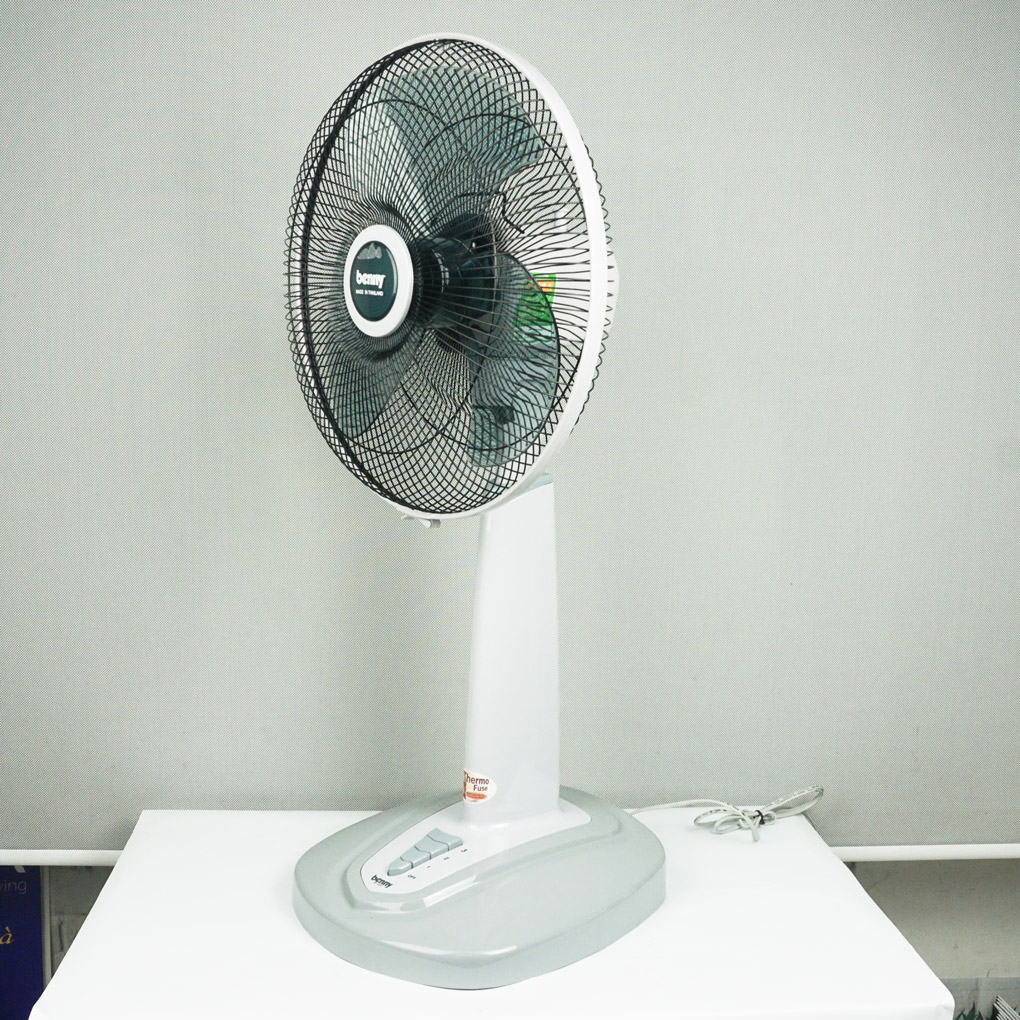Quạt lửng Benny BF40ST