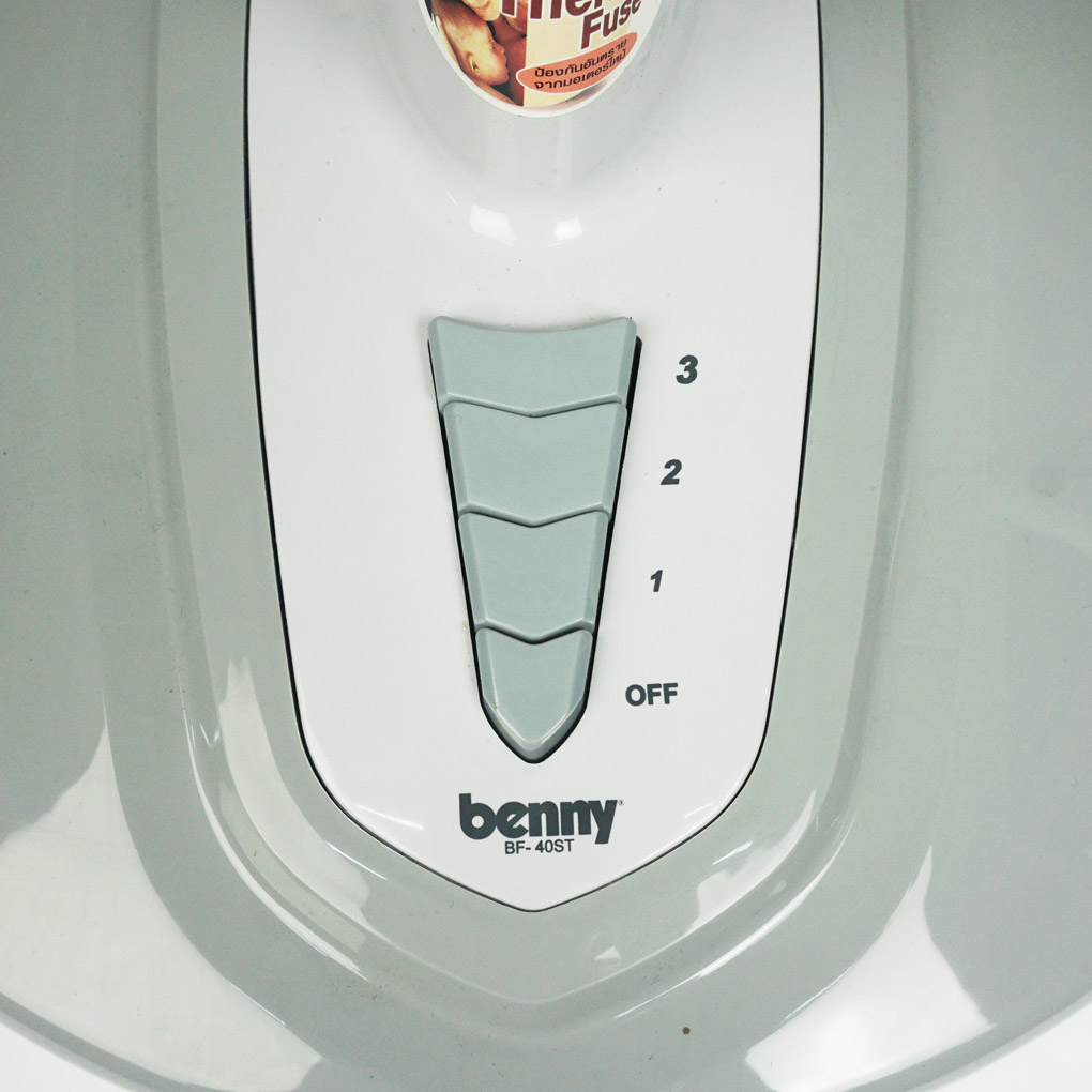 Quạt lửng Benny BF40ST