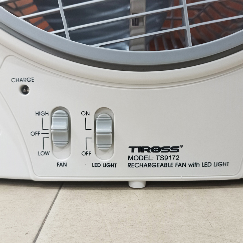 Quạt tích điện Tiross 25cm TS9172