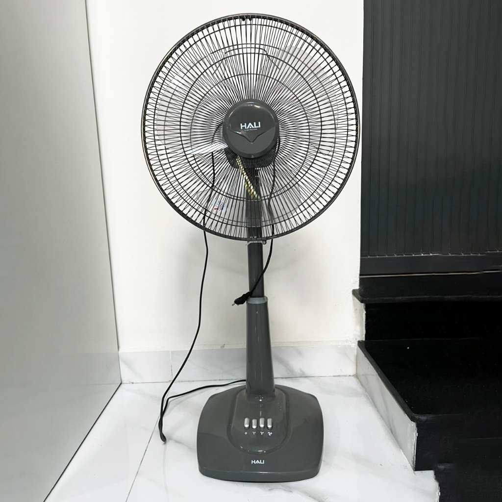 Quạt lửng Hali 40cm LU168