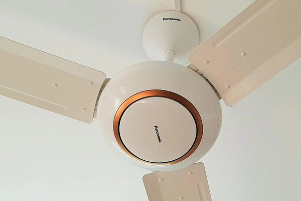 Quạt trần 3 cánh Panasonic F-60MZ2
