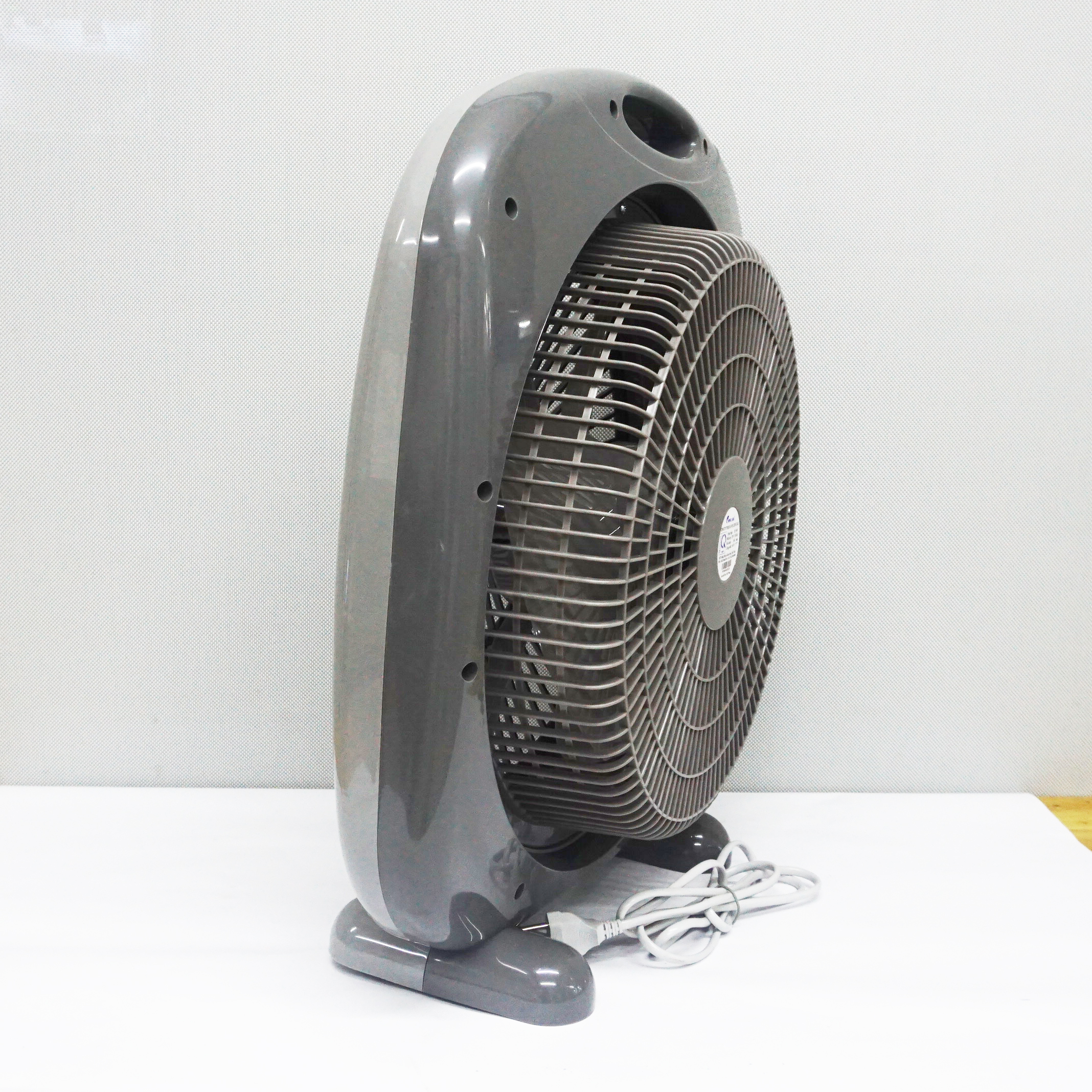 Quạt tản Chinghai BF168