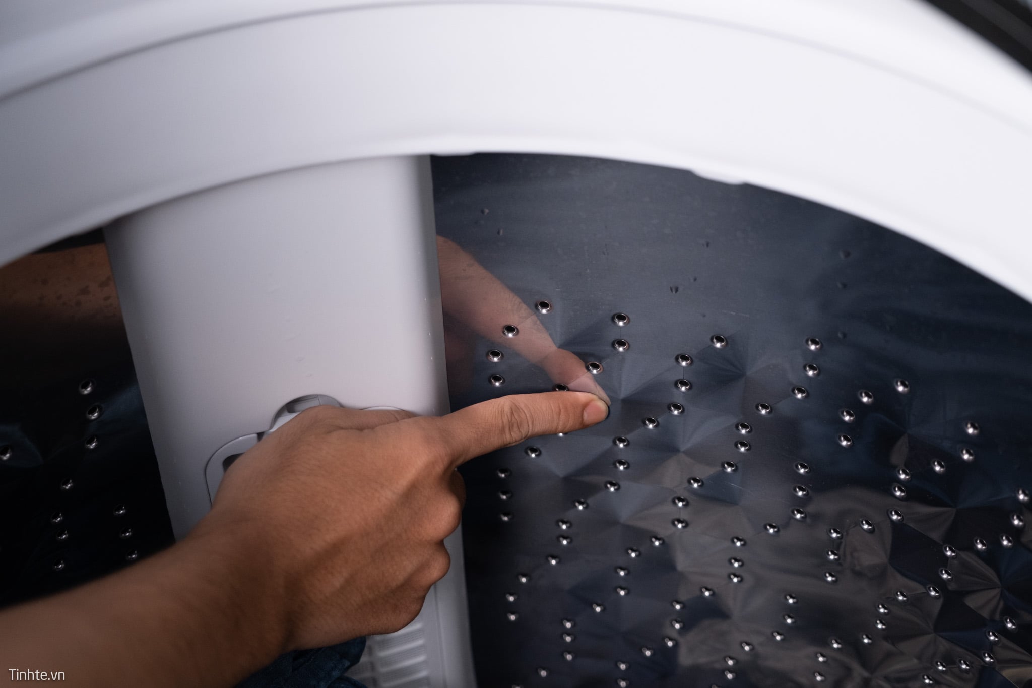 tren_tay_Panasonic NA FD125V1BV_tinhte_26.jpg